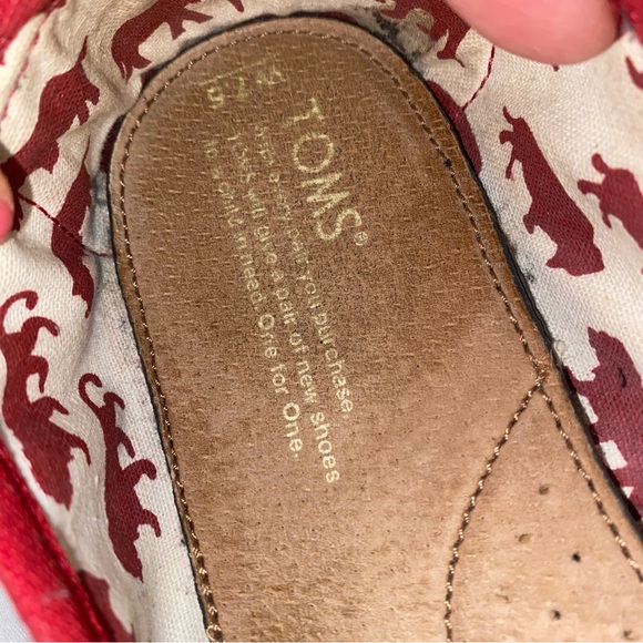 Women’s Red Tom’s Canvas Shoes - Picture 6 of 6